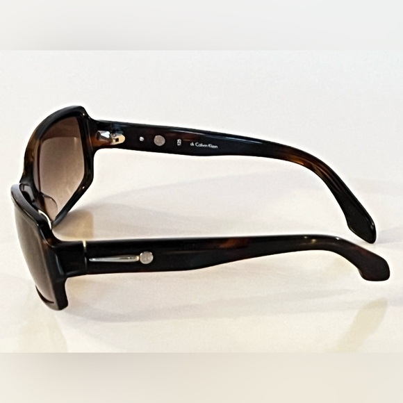 Calvin Klein Tortoise Shell Sunglasses - Picture 4 of 5